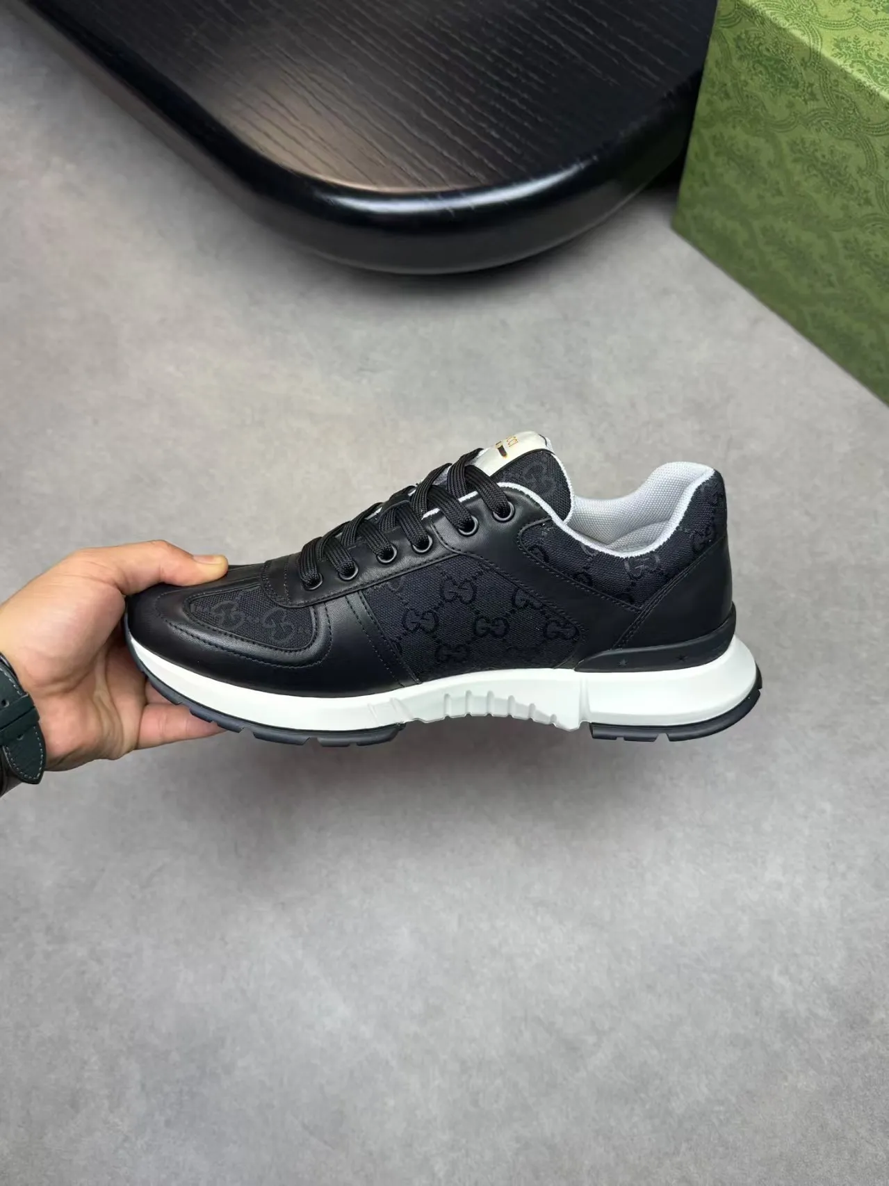 Men's Men's Shoes 💰460 [New Style] 🎍🎍New Style Gucci - Men's Shoes GUCCI [Lightning] The latest shoes are shipped. Original quality, fashionable, made of special materials, sheepskin lining, brand new packaging. The foot feels super comfortable and the workmanship is impeccable. Size: 38-45